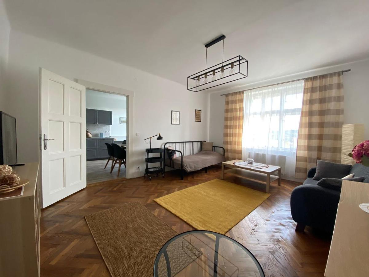 Apartman Xaveriova Prague Luaran gambar